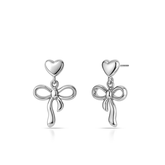 Silberne Creolen mit Schleife und Herz