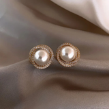 Juno Pearl Necklace - Earring Set