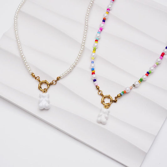 Teddy bead necklace