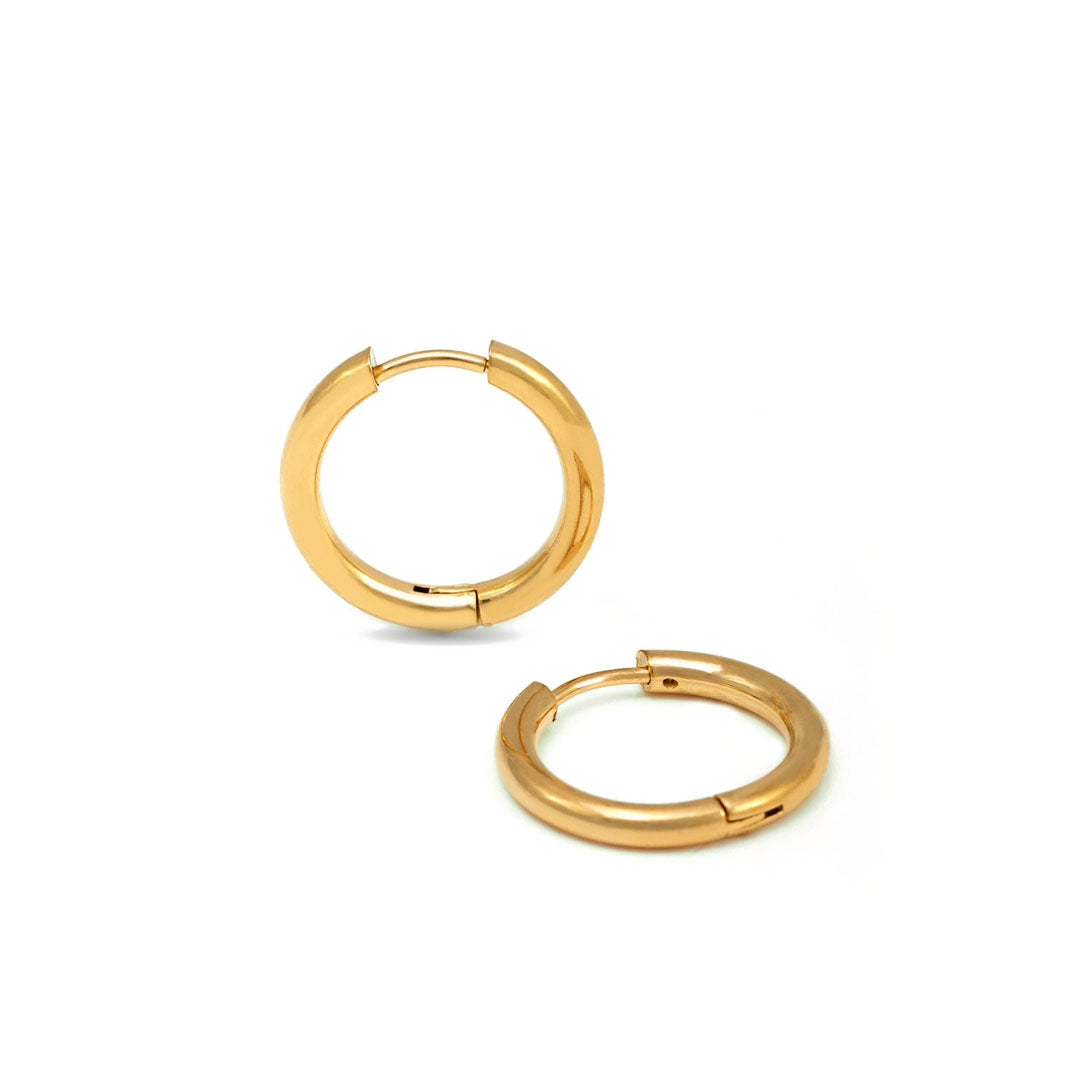 Runde goldene Ohrringe